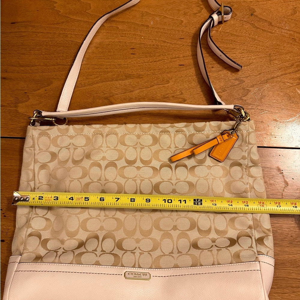 Coach handbag - Picture 8 of 8